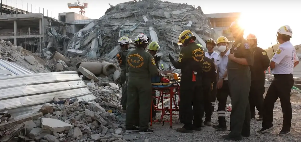 A powerful earthquake shakes Thailand and Myanmar, with tremors reaching Bangkok.