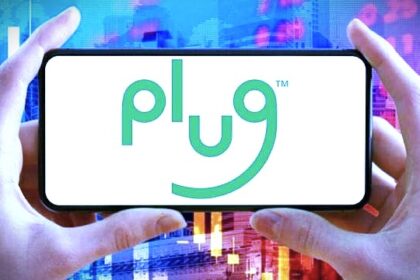 Plug Stock Tumbles After Plug Power Slashes Guidance and Misses Revenue Targets