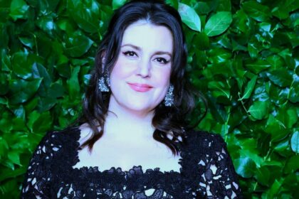 Melanie Lynskey Continues to Redefine Hollywood Stardom with Grace and Grit