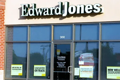 Edward Jones Grows Client Services with Focus on Personalized Financial Advising